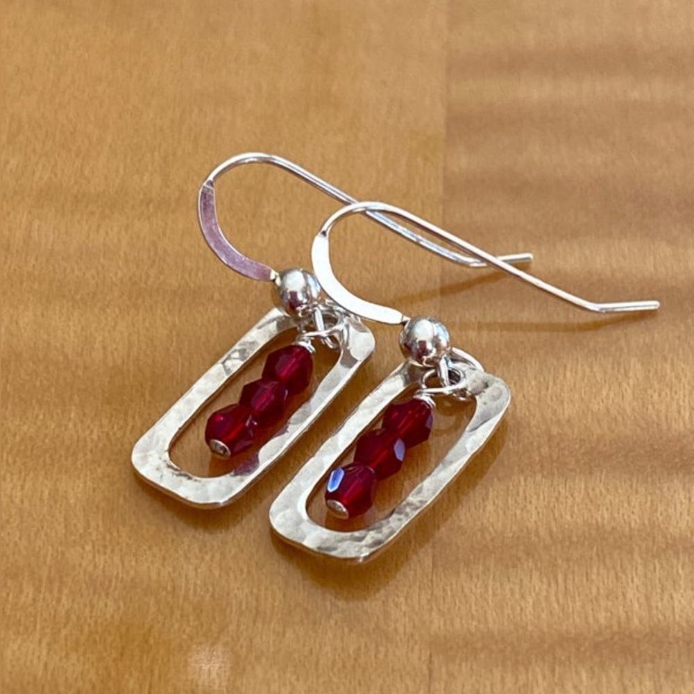Silver Hammered Earring with Red Trio Crystals Earrings-Sosie Designs